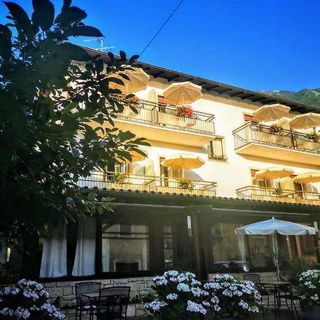 Albergo Al Pescatore Brenzone sul Garda Exterior photo
