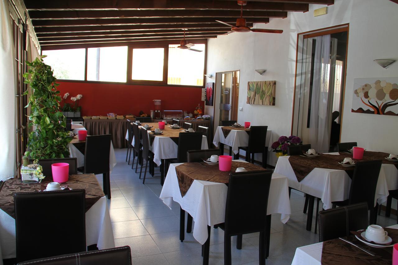 Albergo Al Pescatore Brenzone sul Garda Exterior photo
